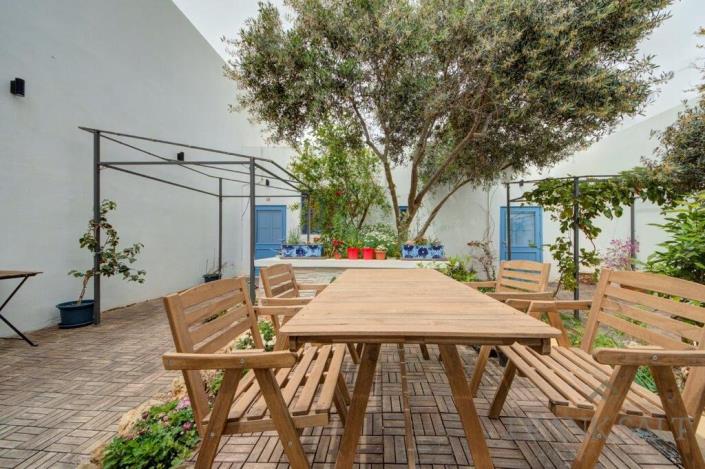 Image No.3-6 Bed Townhouse for sale