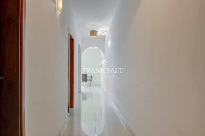 Image No.7-Appartement de 3 chambres à vendre à Marsaskala