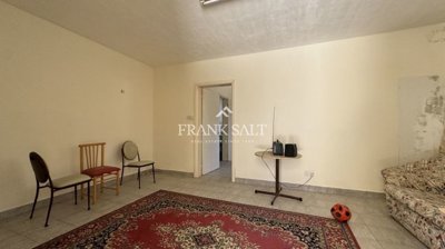 7b2260b6-5534-4c7b-85d5-c3b34de5119d