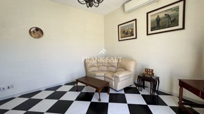 c9ea0a5a-8e8b-4aa7-a271-f0b61c8be147