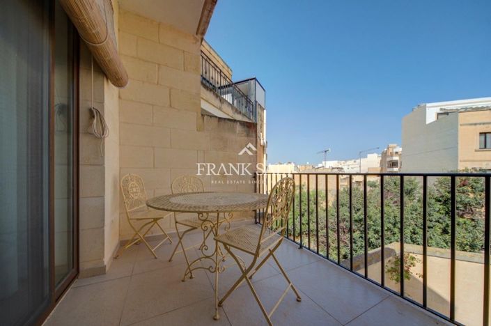 Image No.14-4 Bed House for sale