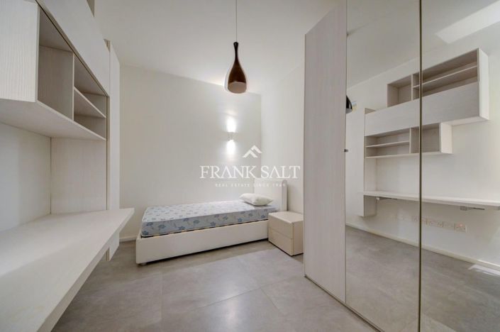 Image No.14-3 Bed Apartment for sale