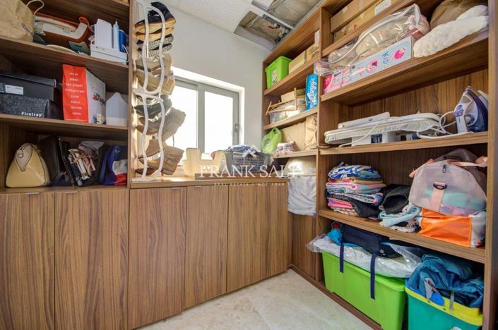 Image No.21-3 Bed Apartment for sale