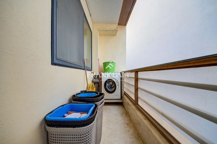 Image No.22-3 Bed Apartment for sale