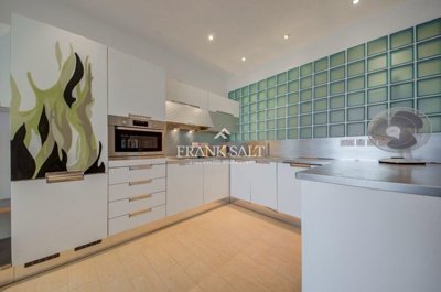 1 - Portomaso, Appartement