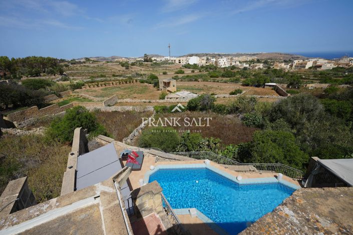 Image No.5-4 Bed Farmhouse for sale