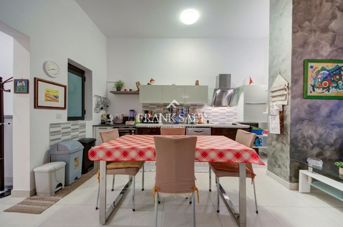 Image No.2-Appartement de 2 chambres à vendre à Malta