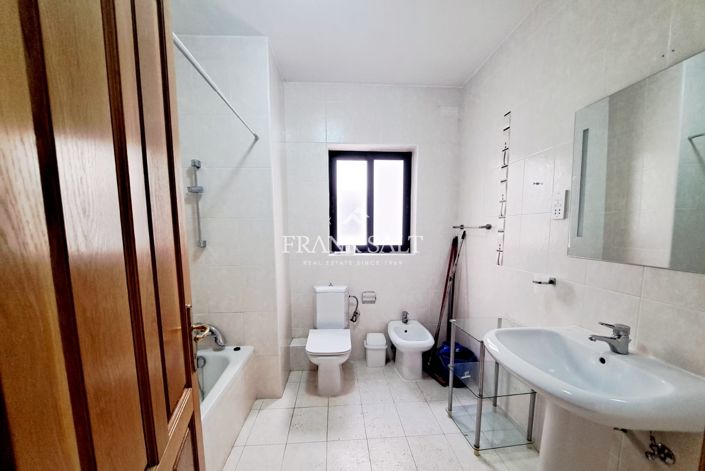 Image No.9-Appartement de 3 chambres à vendre à Malta