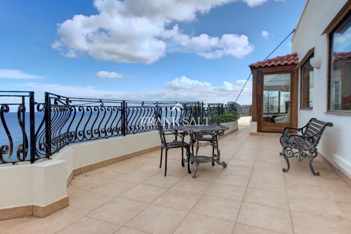 Image No.20-2 Bed Penthouse for sale