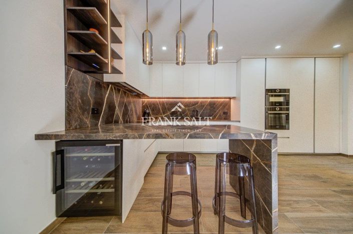 Image No.5-Penthouse de 3 chambres à vendre à Manikata