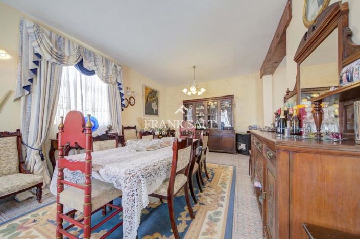 Image No.4-4 Bed Villa for sale