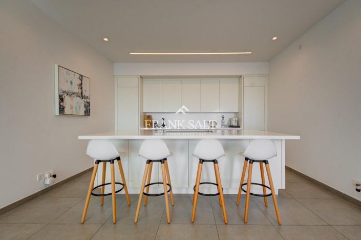 Image No.2-Penthouse de 3 chambres à vendre à Malta