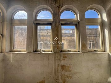 82ab0662-2be5-4737-ba22-577b76e4166f