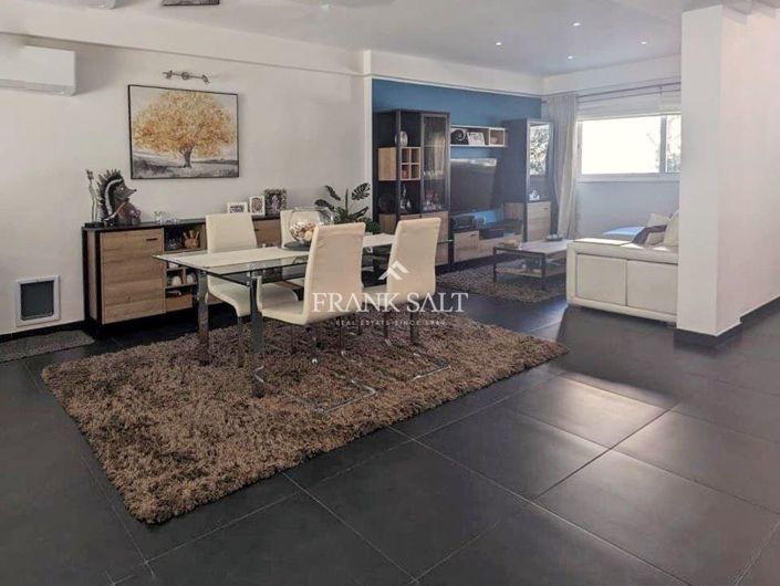 Image No.6-3 Bed Villa for sale