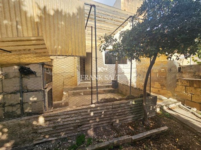 Image No.3-3 Bed Townhouse for sale