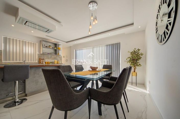 Image No.6-3 Bed Penthouse for sale