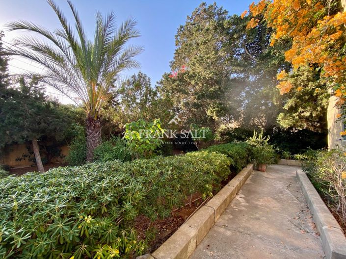 Image No.8-4 Bed Villa for sale