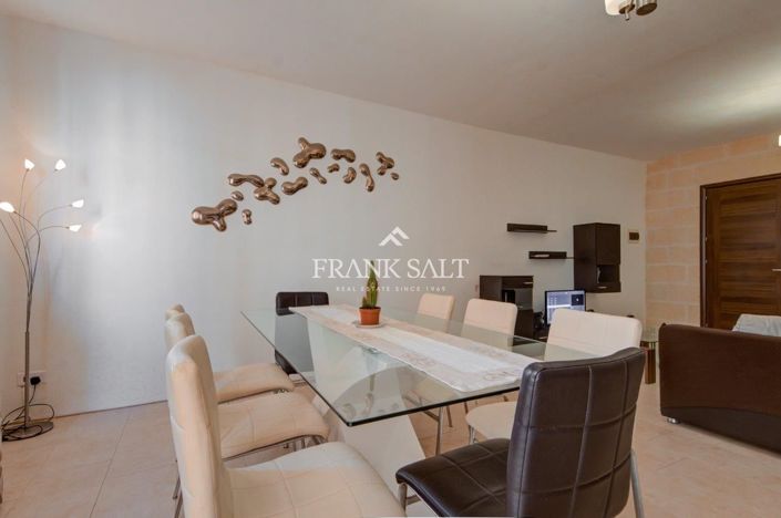 Image No.8-3 Bed Apartment for sale