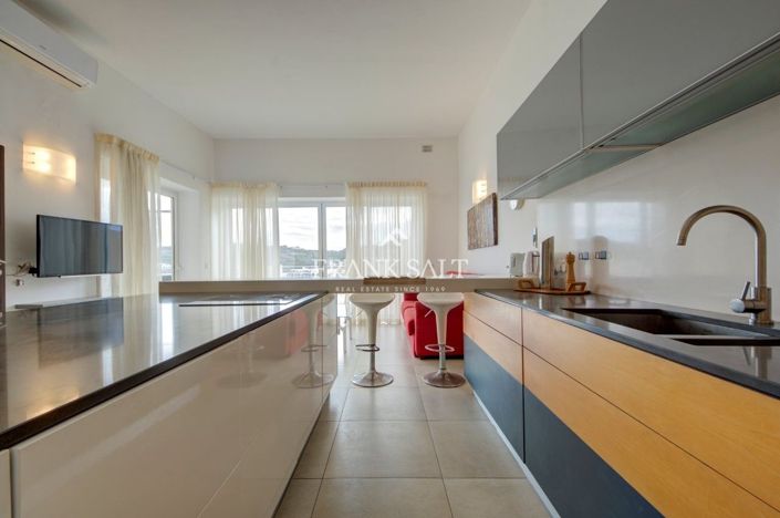 Image No.10-3 Bed Apartment for sale