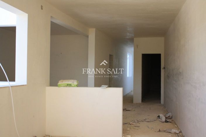 Image No.12-3 Bed Apartment for sale