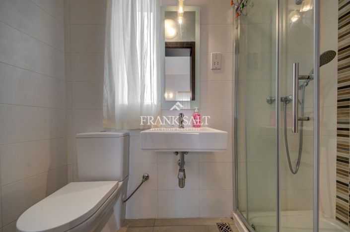 Image No.26-3 Bed Apartment for sale