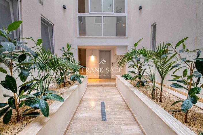 Image No.15-3 Bed Penthouse for sale