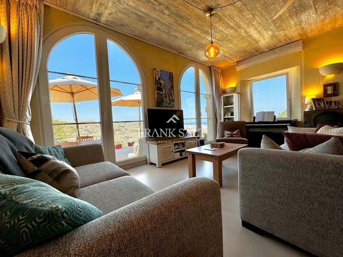 Image No.3-4 Bed Farmhouse for sale