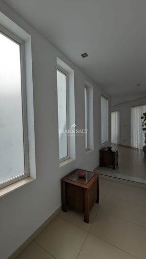 Image No.17-4 Bed Penthouse for sale