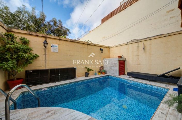 Image No.2-Ferme de 4 chambres à vendre à Xaghra