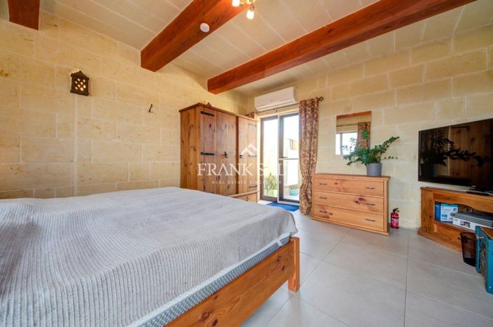 Image No.9-Ferme de 4 chambres à vendre à Xaghra