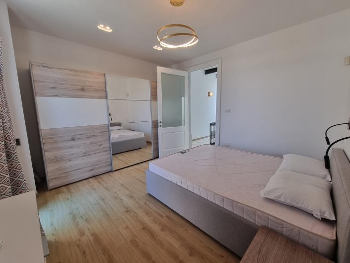 Image No.14-3 Bed Townhouse for sale