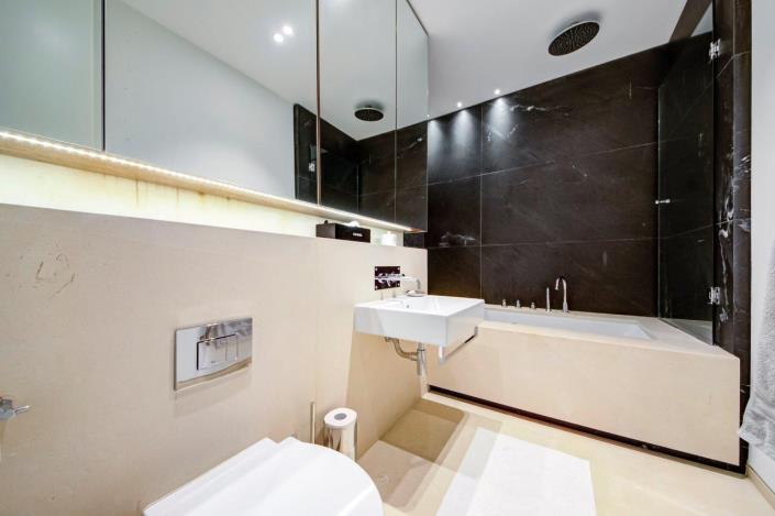 Image No.8-5 Bed Villa for sale