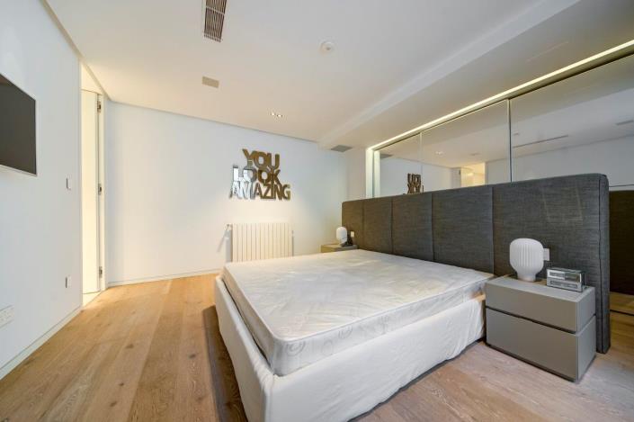 Image No.9-5 Bed Villa for sale