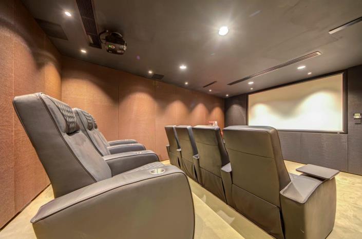 Image No.16-5 Bed Villa for sale