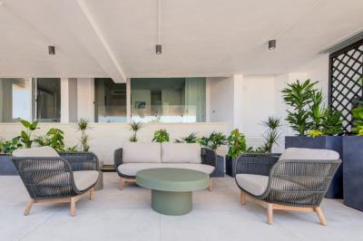 043301_20250415164642456502_orig