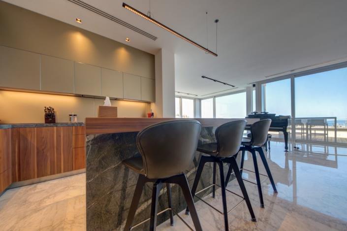 Image No.34-5 Bed Villa for sale