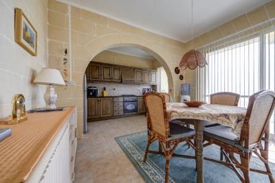 918379_20250417113638554105_orig