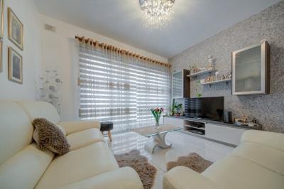 322970_20250422140536054799_orig