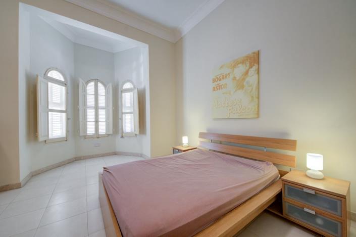 Image No.7-3 Bed Apartment for sale