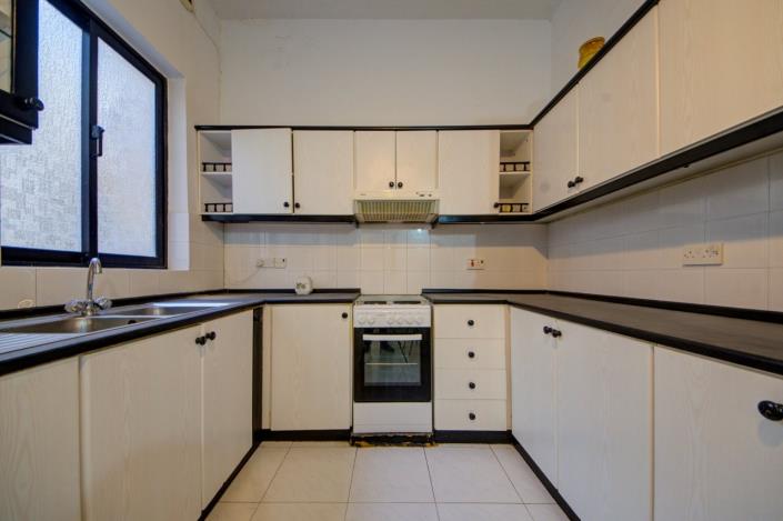 Image No.8-4 Bed Apartment for sale