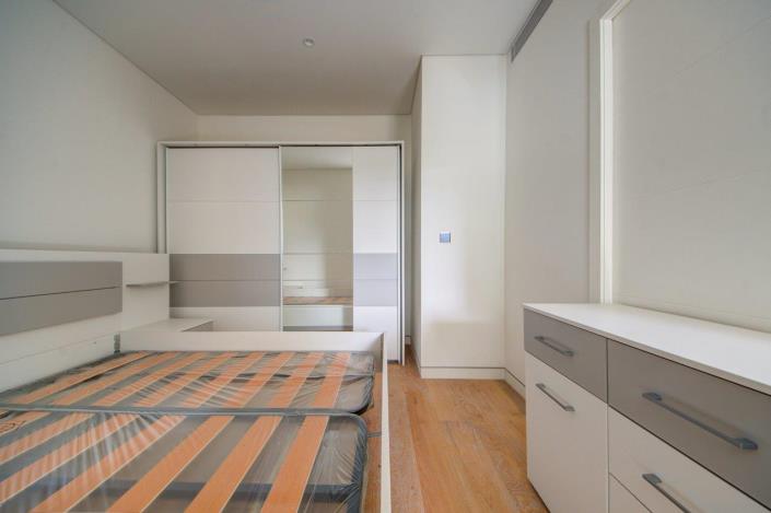 Image No.10-1 Bed Apartment for sale