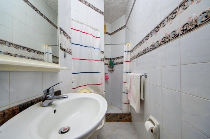 Image No.22-2 Bed Apartment for sale