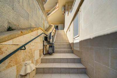 918357_20250401144000407678_orig