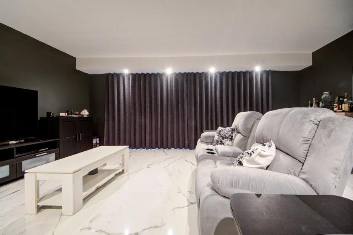 Image No.2-5 Bed Maisonette for sale