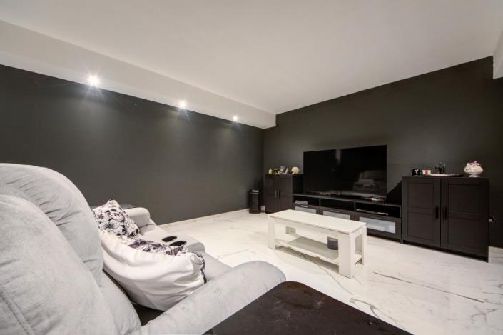 Image No.4-5 Bed Maisonette for sale