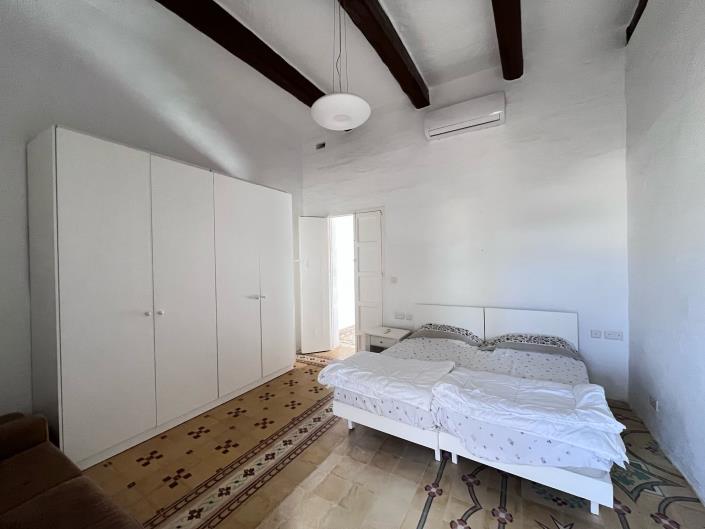 Image No.11-2 Bed Townhouse for sale