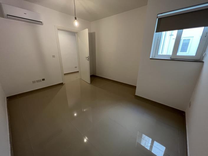 Image No.9-3 Bed Apartment for sale