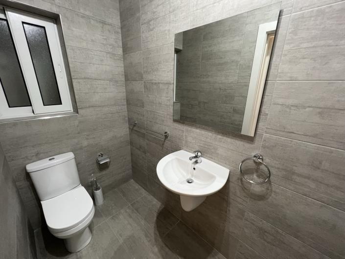 Image No.10-3 Bed Apartment for sale