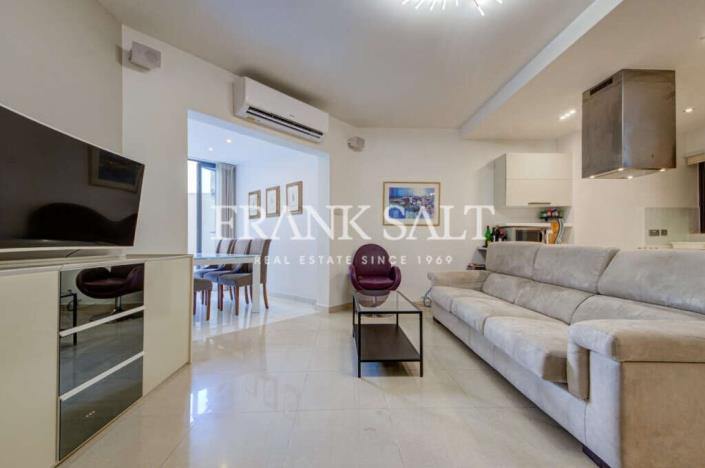 Image No.2-Appartement de 3 chambres à vendre à Sliema