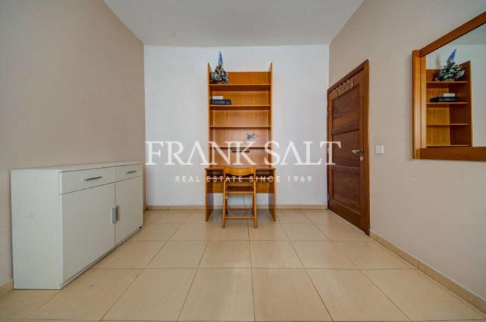 Image No.10-2 Bed Apartment for sale